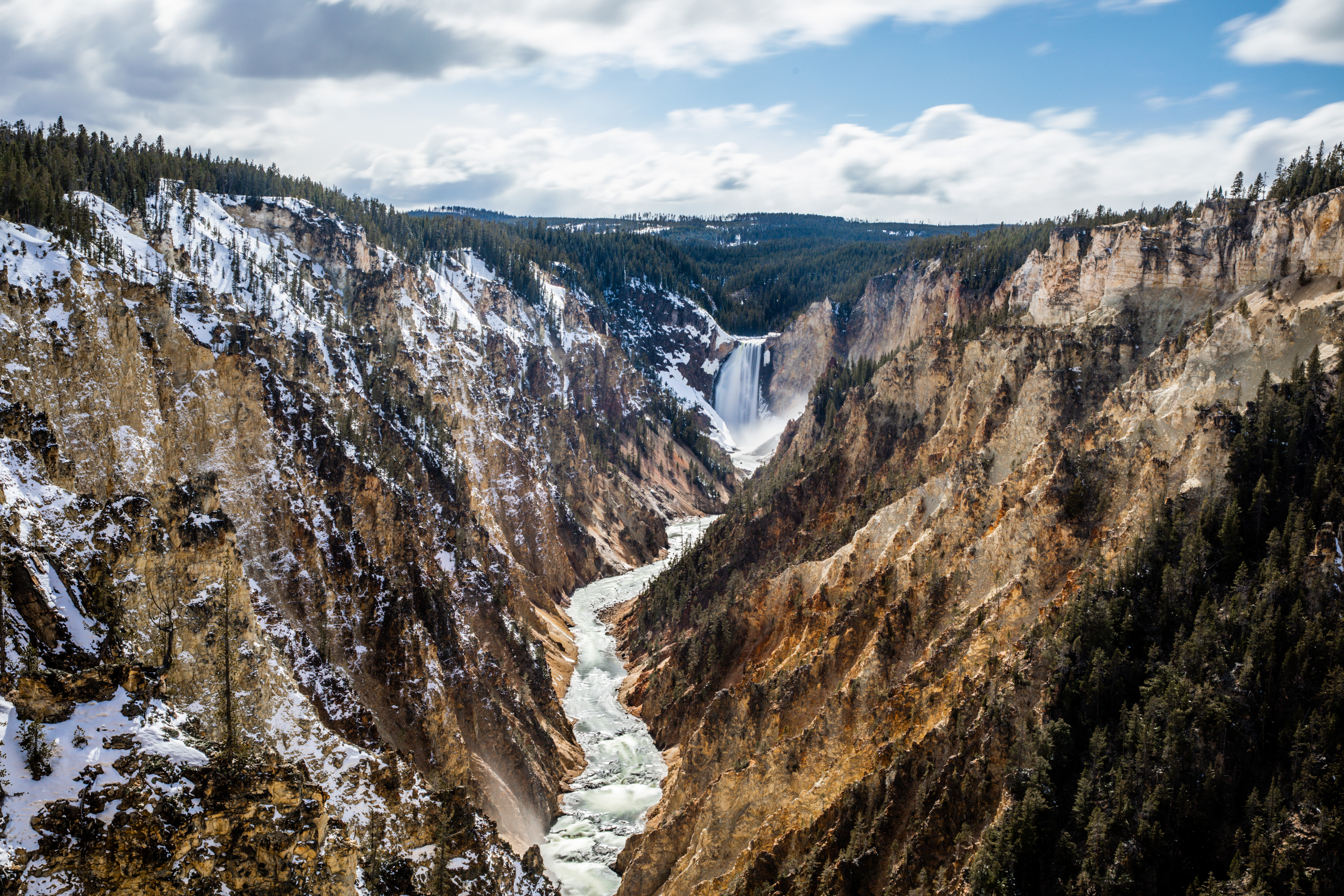 Grand Canyon of Yellowstone view from Artist Point